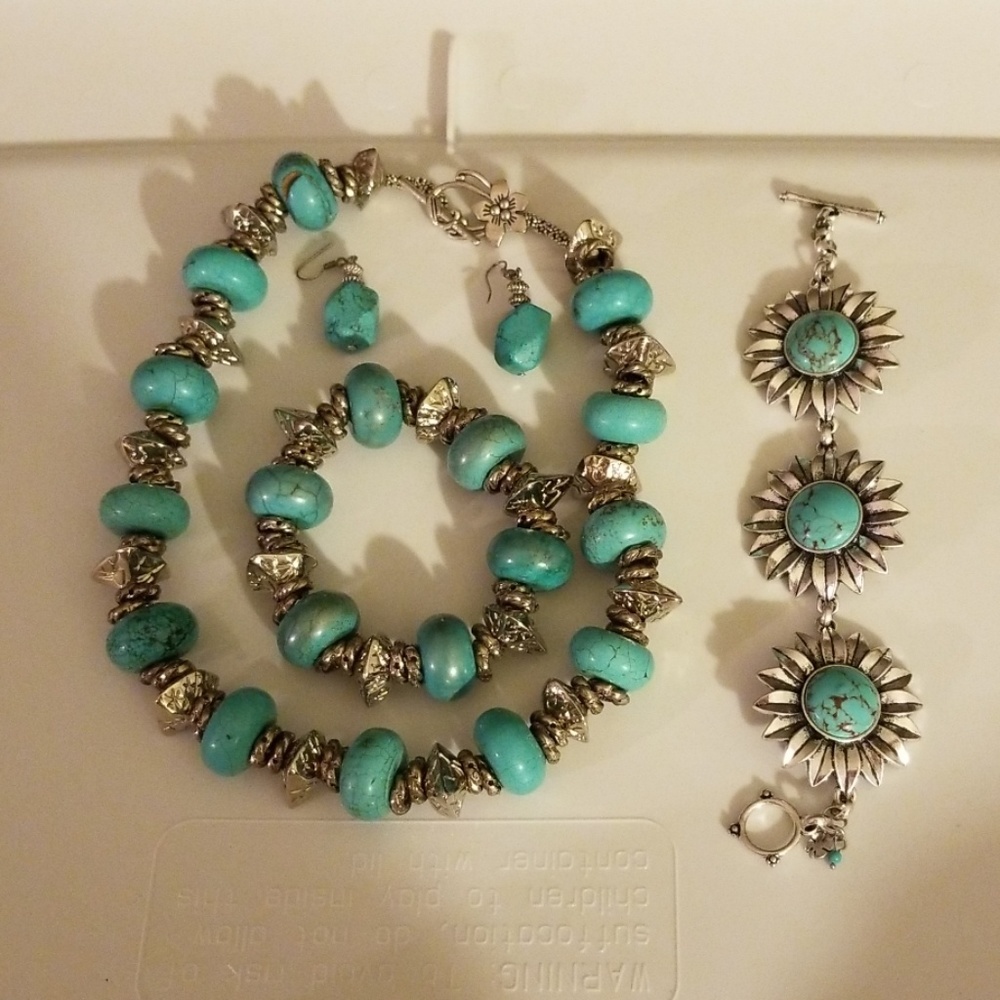 Turquoise color jewelry set Lucky Brand bracelet